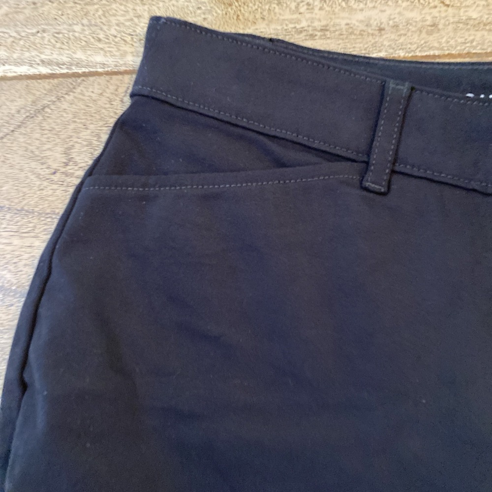 St John's Bay Women's Pants Size 14 Secretly Slender Capri Tan Khaki NEW - Picture 11 of 12